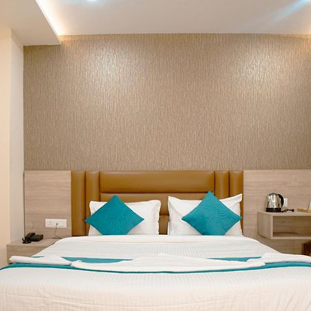 Hotel Ananda Kashi Varanasi Eksteriør bilde